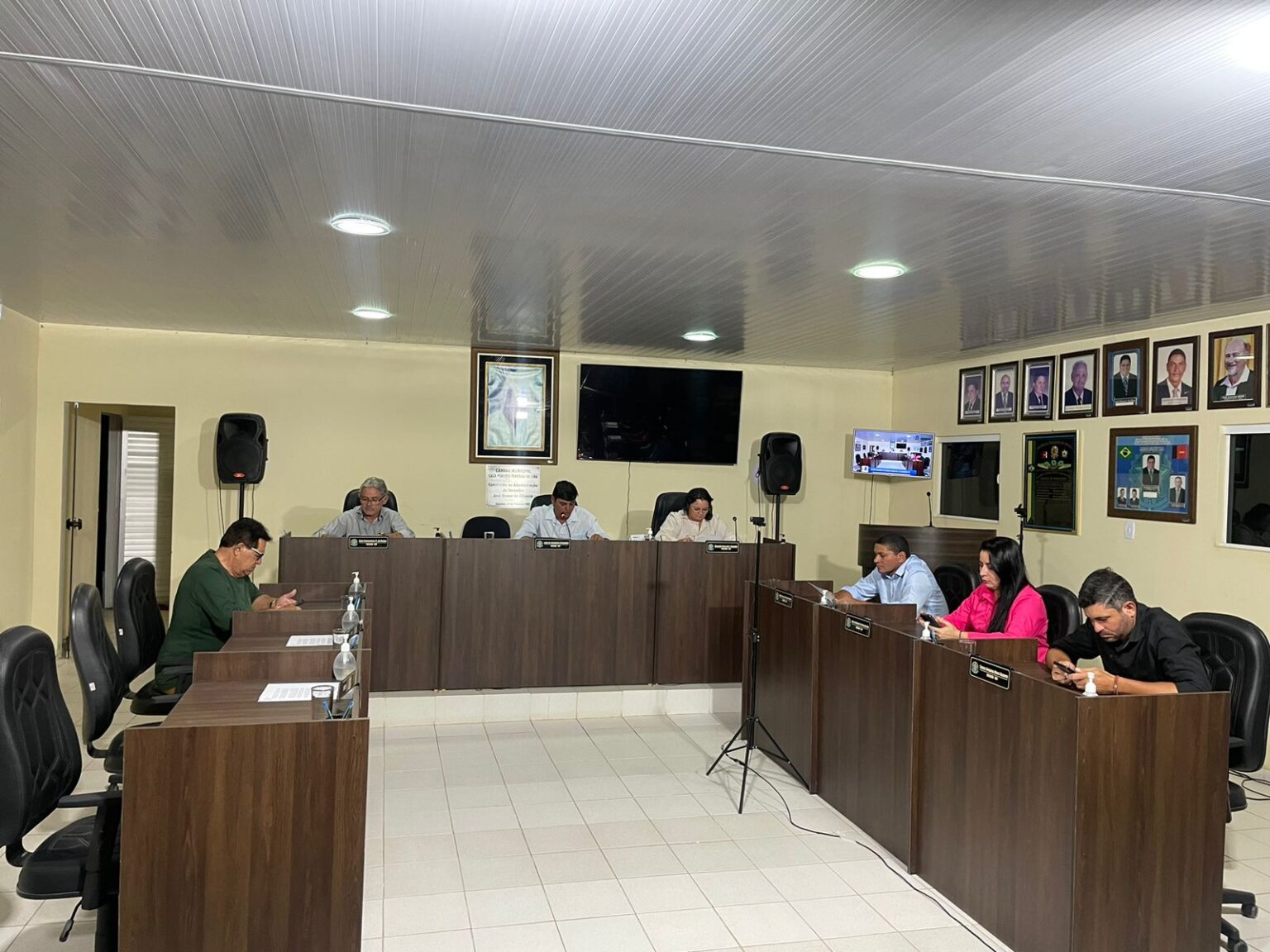 Em Sessão Extraordinária, Programa Educação e Crescimento é aprovado em Caraúbas